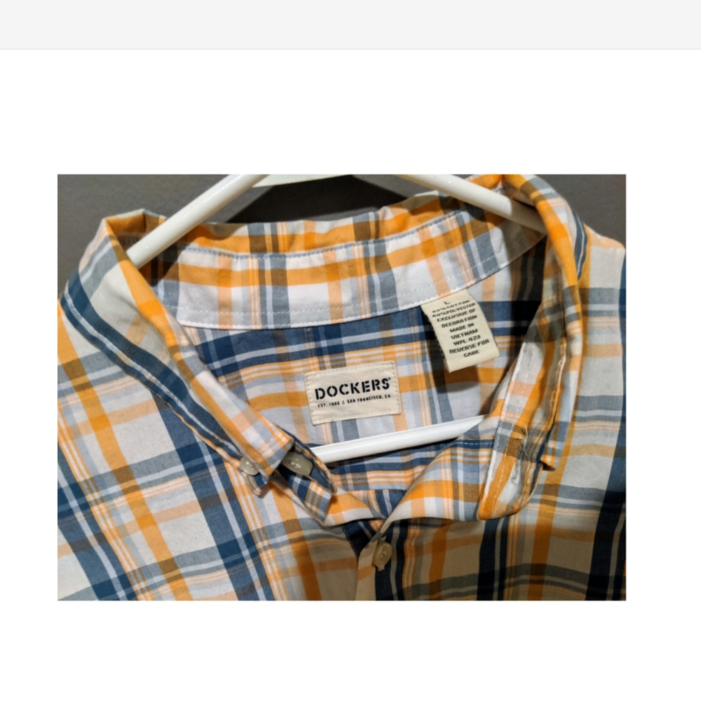 Long sleeve button down - Picture 2 of 4